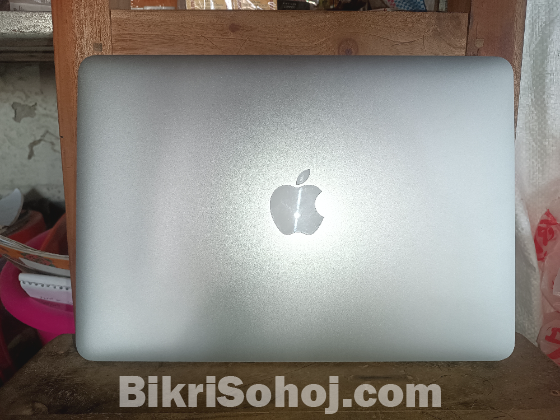 MacBook Pro 13-inch | 2015 | 8GB | 256GB SSD